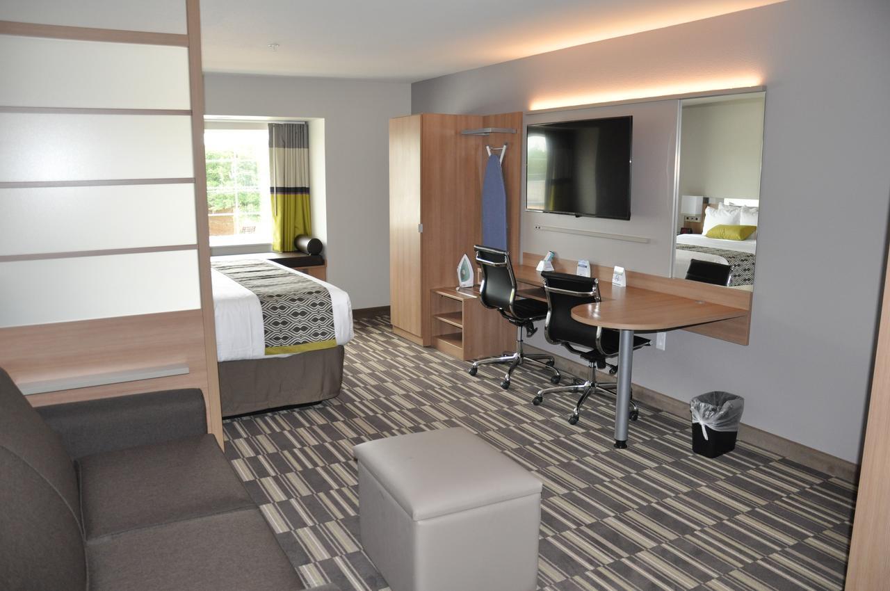 Microtel Inn & Suites By Wyndham Lubbock Esterno foto