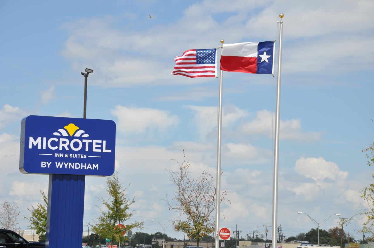 Microtel Inn & Suites By Wyndham Lubbock Esterno foto