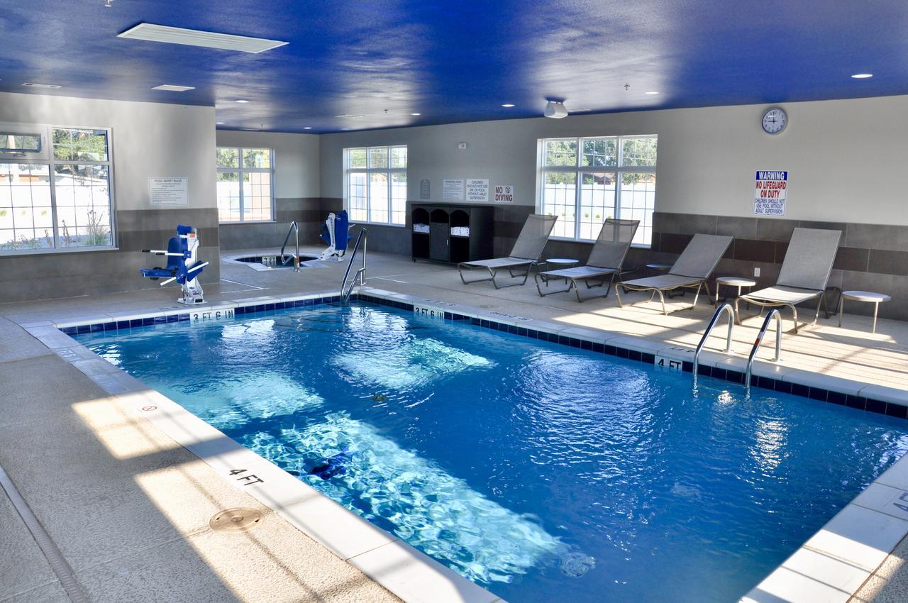 Microtel Inn & Suites By Wyndham Lubbock Esterno foto